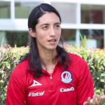 Lee más sobre el artículo Cintia Monreal: futbolista e ingeniera con posgrado